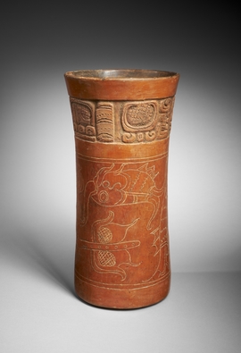 Vase codex orné du "monstre des nénuphars"